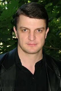 Подобрать актера