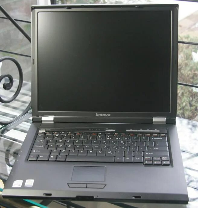 Lenovo 3000 c200. Lenovo 2006 ноутбук. Леново 3000 с200. Ноутбук леново 2000.