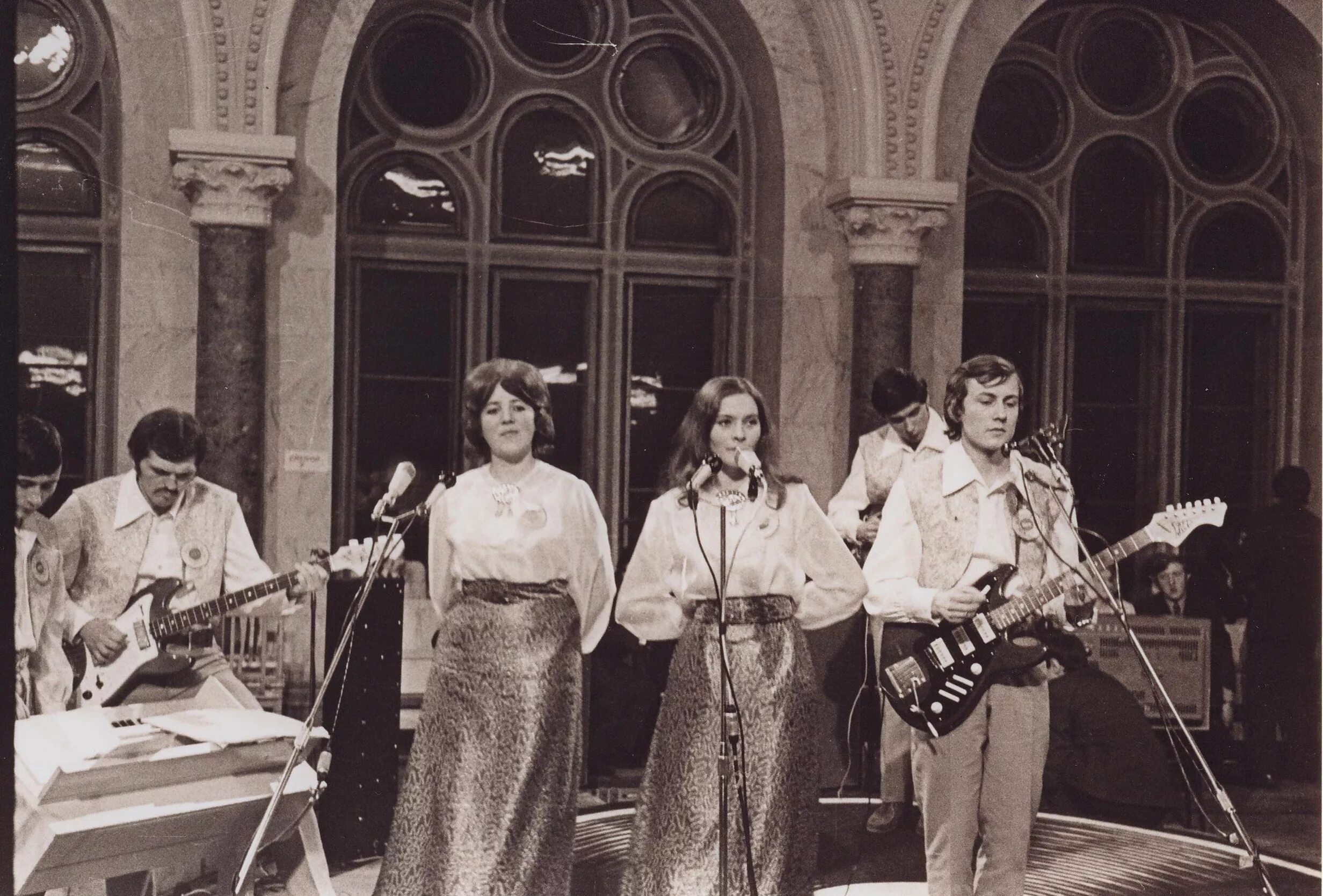 Виа 70 х. Виа арника. ссср 70-х виа. танцплощадки 70х ссср виа. виа «севиль».