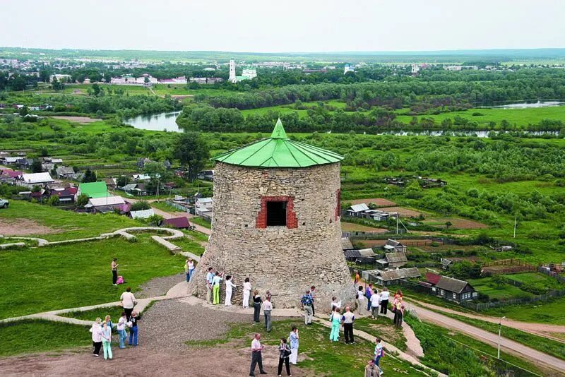 Елабуга время. Город елабуга чертово городище. вид с чертова городища елабуга. елабуга татарстан. подмонастырка елабуга.