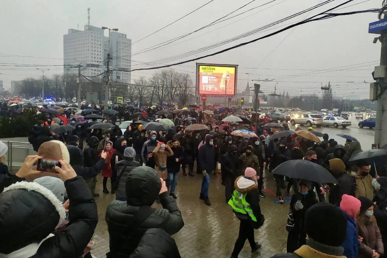 Новости на 21 час. Калининград протесты. Митинг в Калининграде. Калининград митинги Навального. Митинги в Калининграде сейчас.