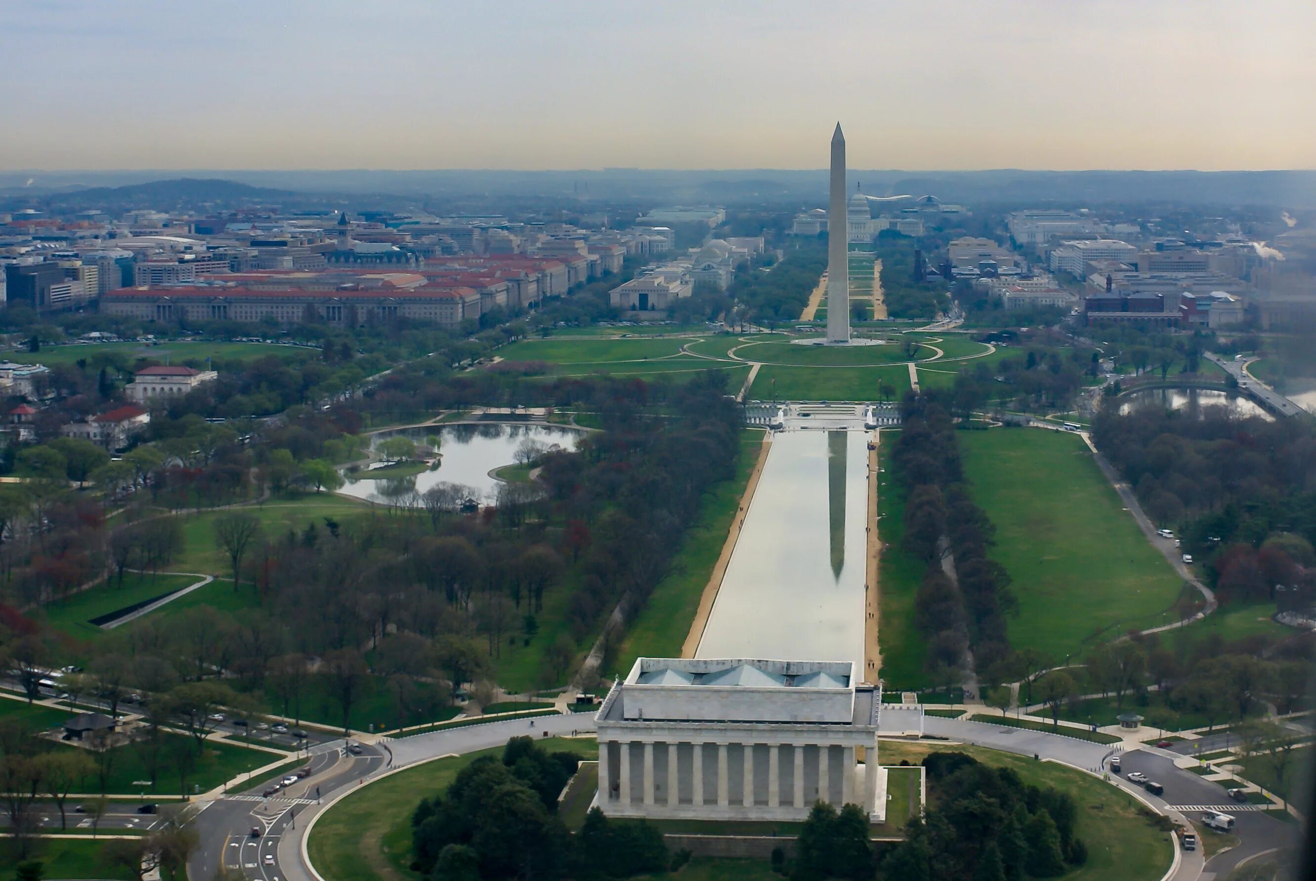 Washington d c is a. Монумент Вашингтона Национальная аллея. National Mall Вашингтон. Нэшнл Молл National Mall Вашингтон округ Колумбия. Мемориальный парк Вашингтон.