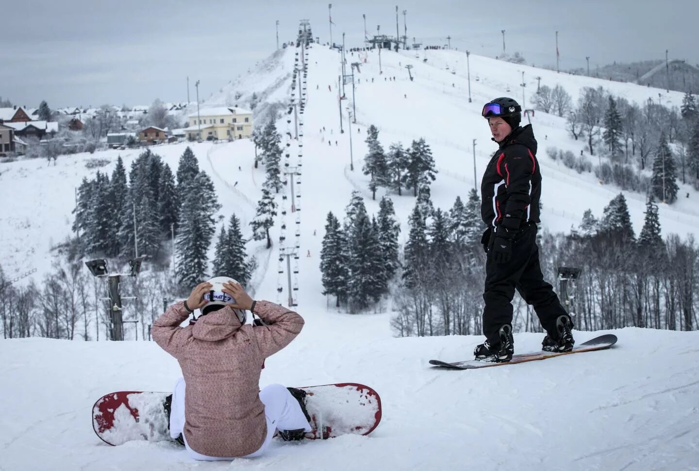 тюбинг парк горыныч московская. сноутюбинг парк кольцово. парк митино тюбинговая горка. тюбинг парк в давлеканово. горка лосиный остров тюбинговая.
