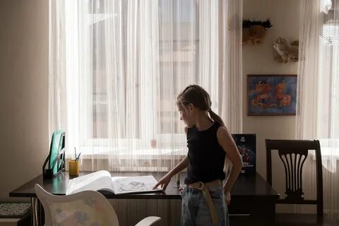Брат в комнате 18