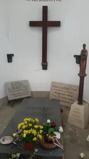 Могила листа