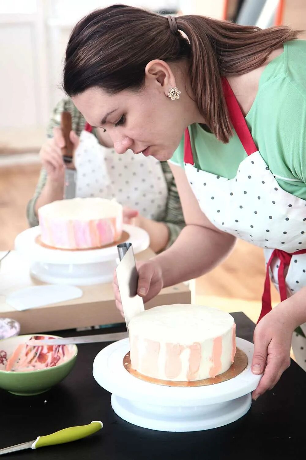 Печь торты на дому на заказ. Печь торт. Набор для 3-х этажного торта сюрприз lekue. Печь торты на дому. Научиться печь торты на заказ на дому пошагово с нуля.