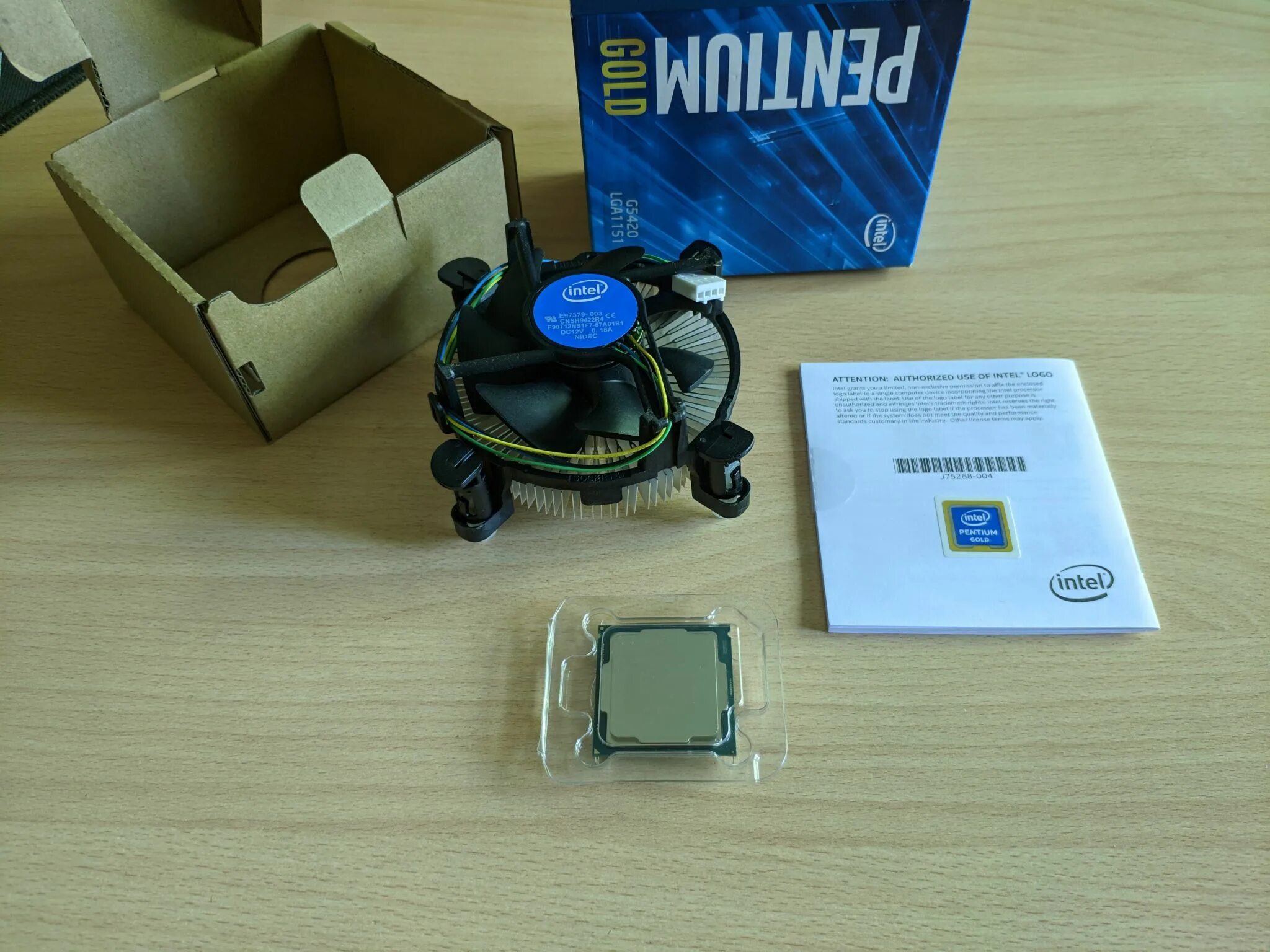 Процессор Intel Pentium g5420 Box. Pentium Gold g5420. Процессор Intel g6405. Процессор CPU Intel Socket 1151 Pentium g5420 (3.80GHZ/4mb) Tray.