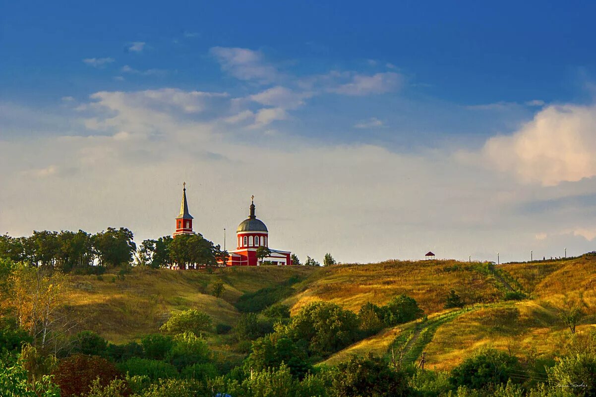 Белгородская область тревога. Село Хотмыжск Белгородская. Хотмыжское Городище Белгородской. Храм Воскресения Христова с Хотмыжск. Хотмыжск Белгород.