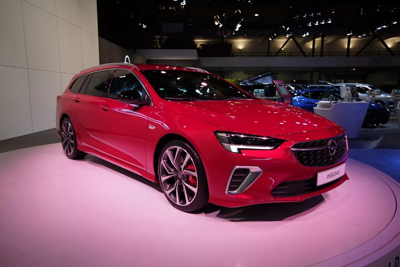 Опель инсигния 2025 года. Opel insignia 2025 gsi. опель инсигния 2025. opel insignia opc 2025. опель инсигния opc 2025.