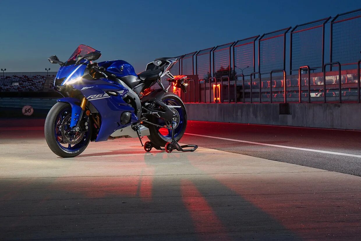 Мотоцикл yamaha r6. Мотоцикл Yamaha YZF-r6. Yamaha YZF-r6 2017. Ямаха r6. Ямаха YZF r6.