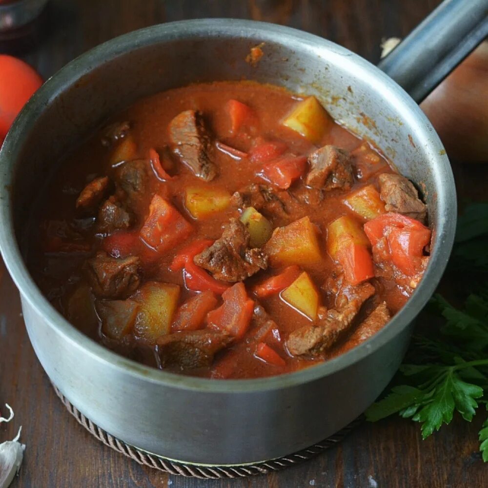 Goulash (Hungarian Beef and Paprika Stew) Recipe Recipe Goulash, Stew recipes, F