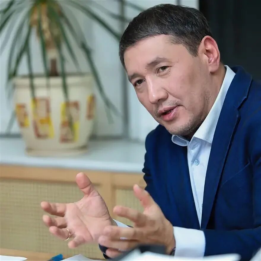 Министр карелии охлопков. Министр карелии охлопков
