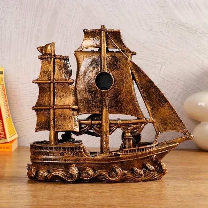 Часы настольные "парусник". Часы настольные "парусник". Настольные сувенирные часы парусник. Часы корабль настольные. Часы корабль.