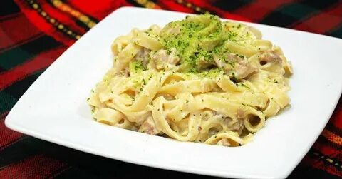Паста с куриной грудкой в сливочном