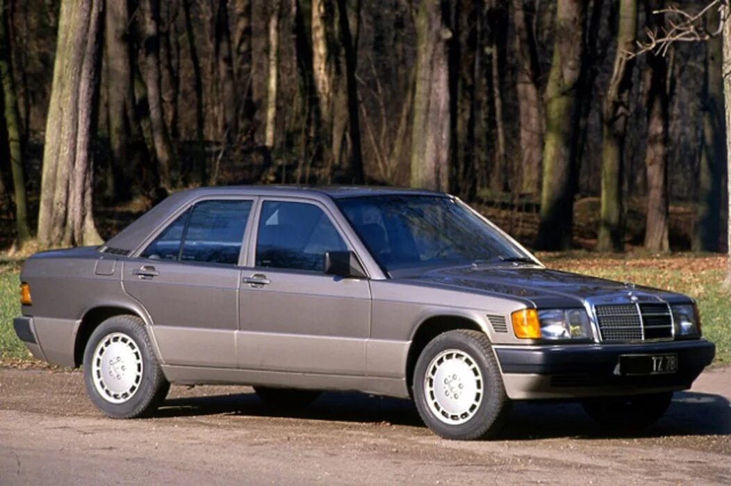 Купить мерса дизель. Mercedes 190 Diesel. Мерседес 190е дизель. Mercedes 190 2.0. E190 Mercedes дизель.