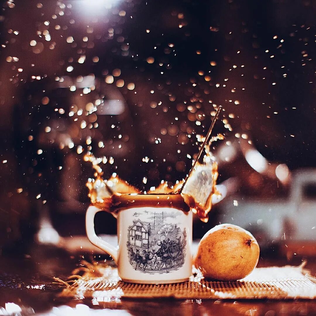 С добрымнояборьским утром. С добрымнр ноябрь ским утром. Художница-иллюстратор из италии синция болонези (cinzia bolognesi). Осеннее чаепитие с самоваром. Чашка кофе осень.