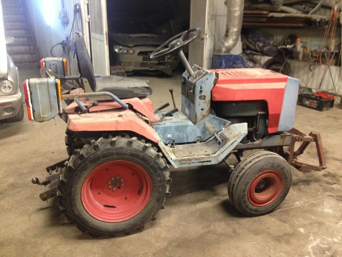 трактор кмз. мини-трактор курганмашзавод кмз-012. курганский минитрактор кмз-012. мини-трактор курганмашзавод кмз-012. трактор кмз-0124.