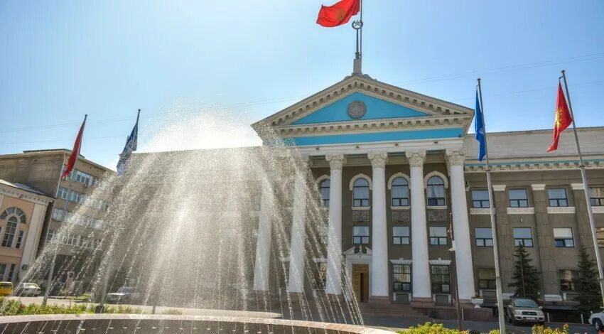 Горкенеш бишкек. Здание мэрии бишкека. Городской кенеш города бишкек. Мэрия бишкек вектор. Здание мэрии бишкека.