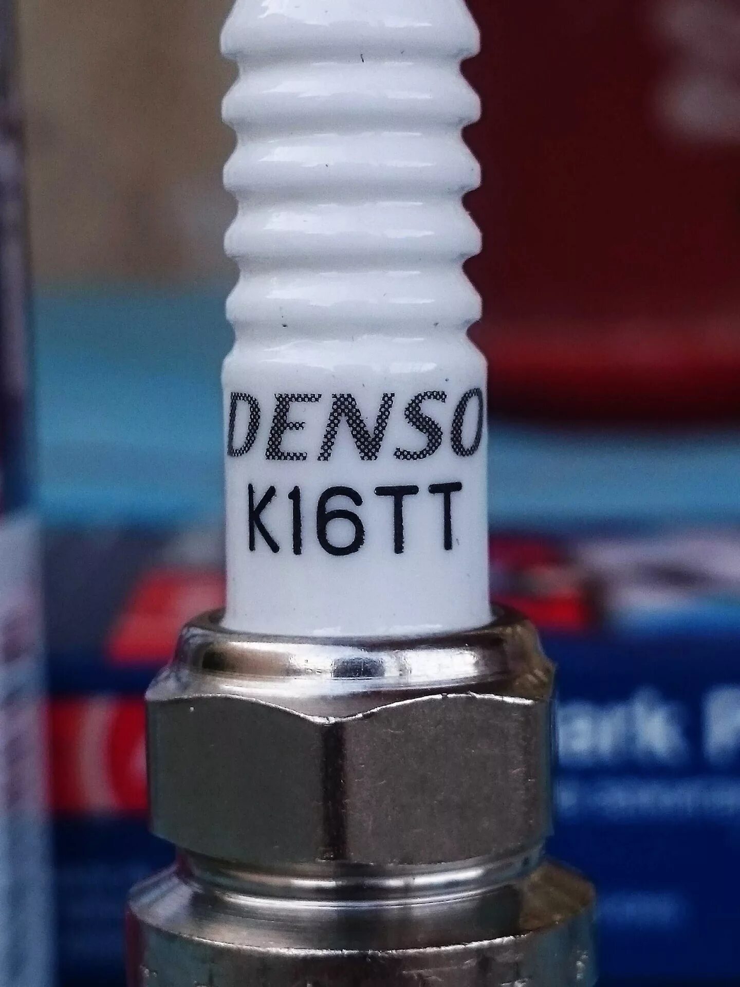 Свечи 1zz fe. Свечи denso k16tt. свечи зажигания денсо к16тт. свечи denso k16tt применяемость. denso k16tt применяемость.