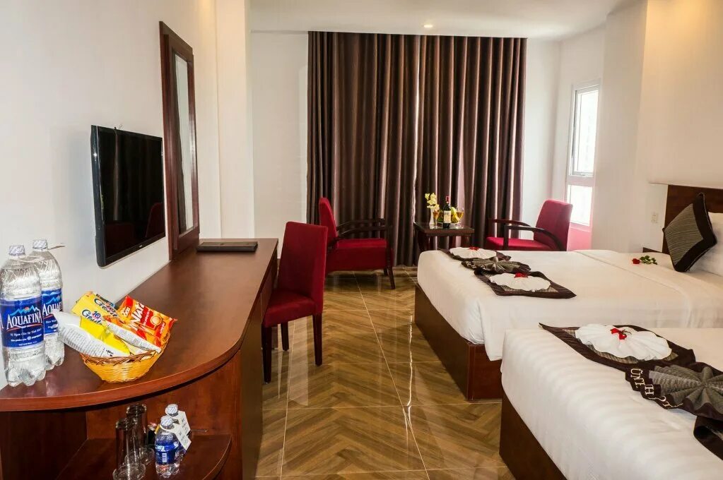 Gems hotel. Gem hotel. Virgo hotel вьетнам. Отель twins бейрут фото. Paramount hotel midtown.