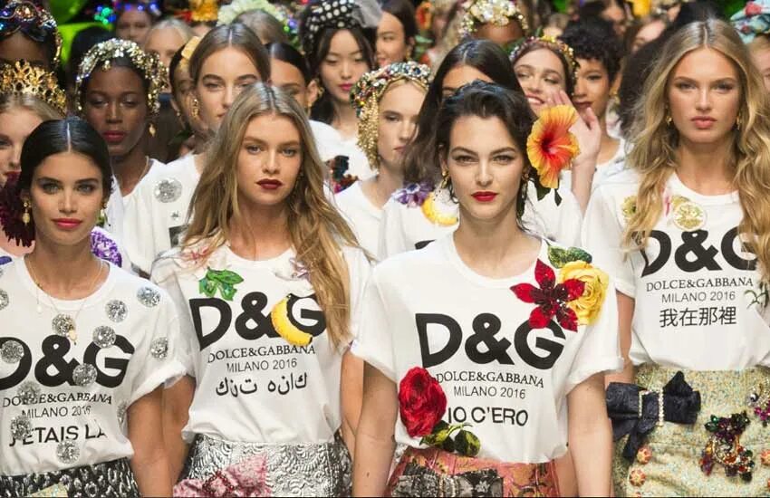 Дольче Габбана лейбл. Дольче Габбана логотип. Гуччи Габбана. Dolce Gabbana логотип бренда.