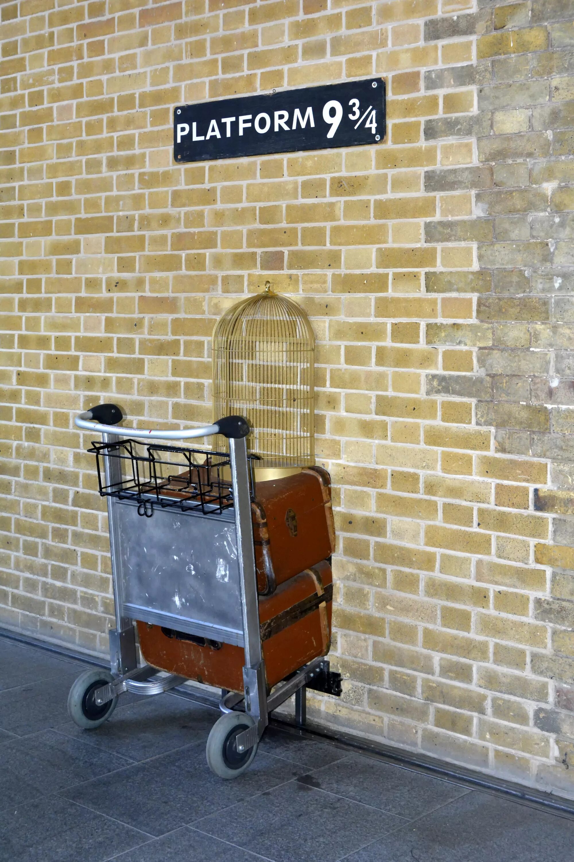 Platform 3 4