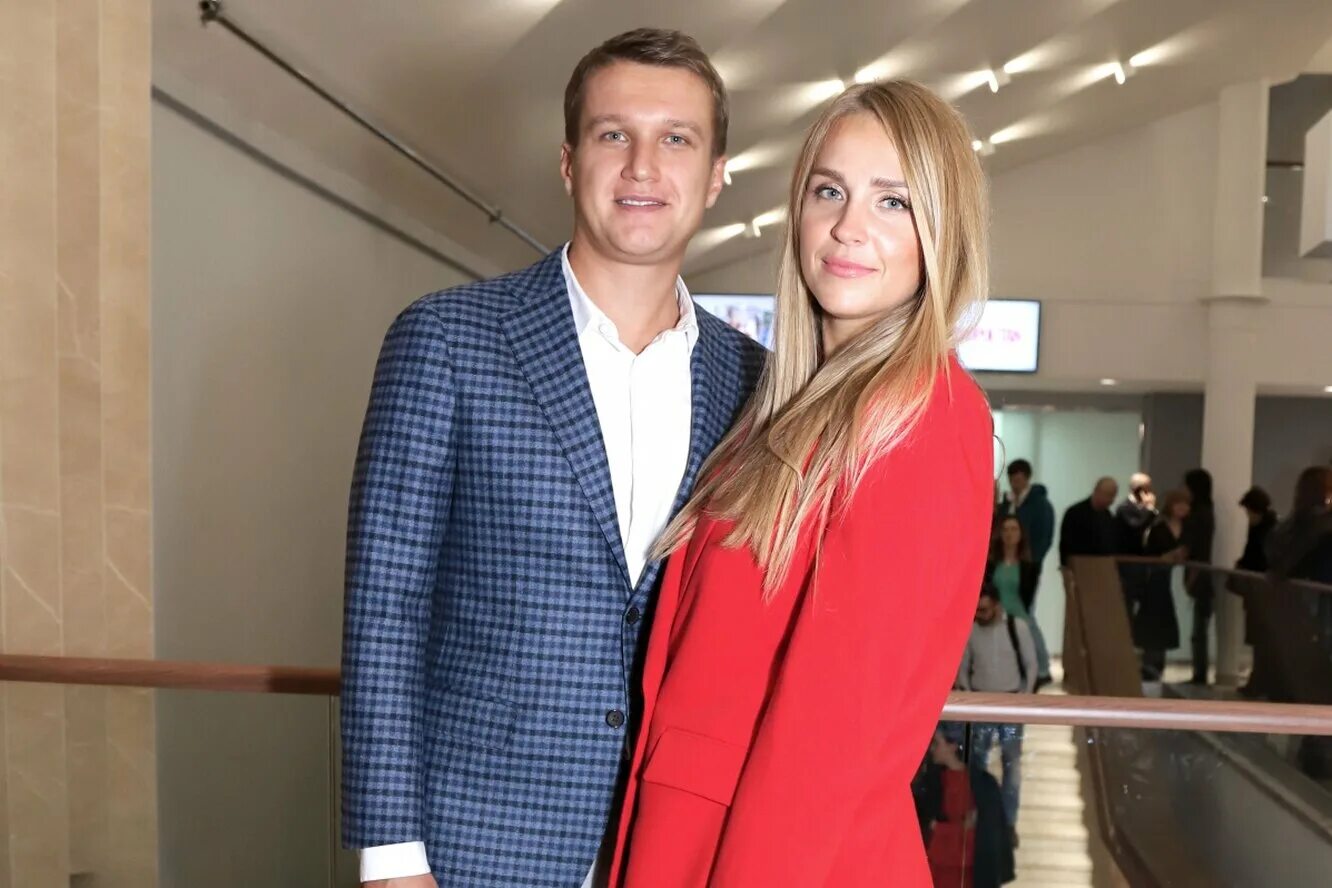 Кирилл макеенко. Последние новости про руденко. Отчим анатолия руденко матвеев. Милена руденко. Артист кино руденко анатолий.