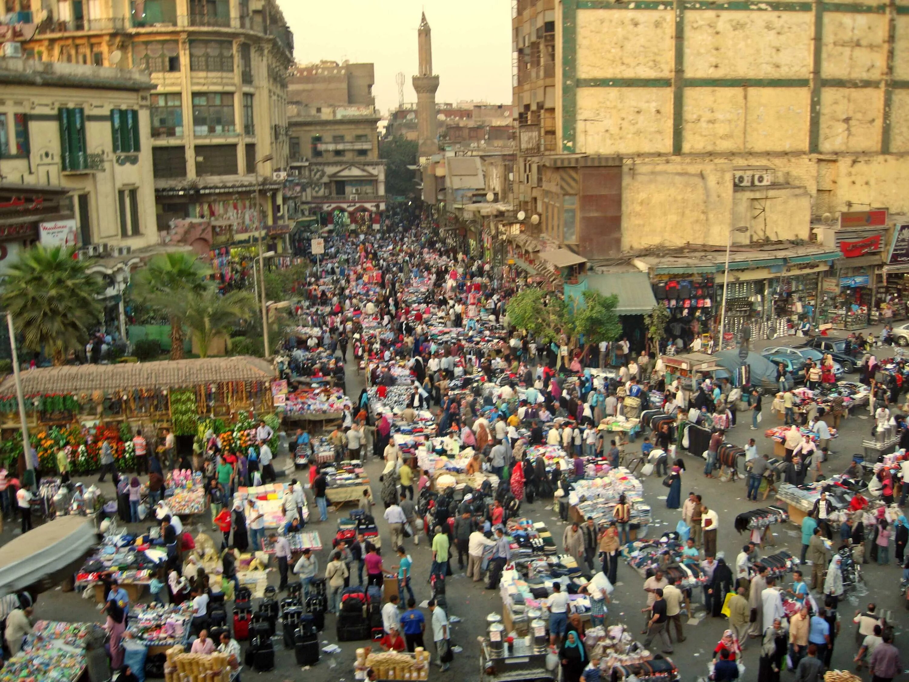 Сколько времени в каире. Аль ахмар мечеть. Каир столица. Салахуддин цитадель каир. Колодец иосифа в каире.