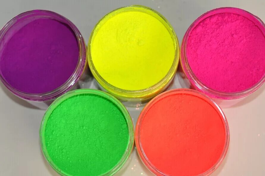 Неоновые красители. Пульвер порошковая краска. Пигменты для красок. Пигментами форум. Pulver порошковые краски.