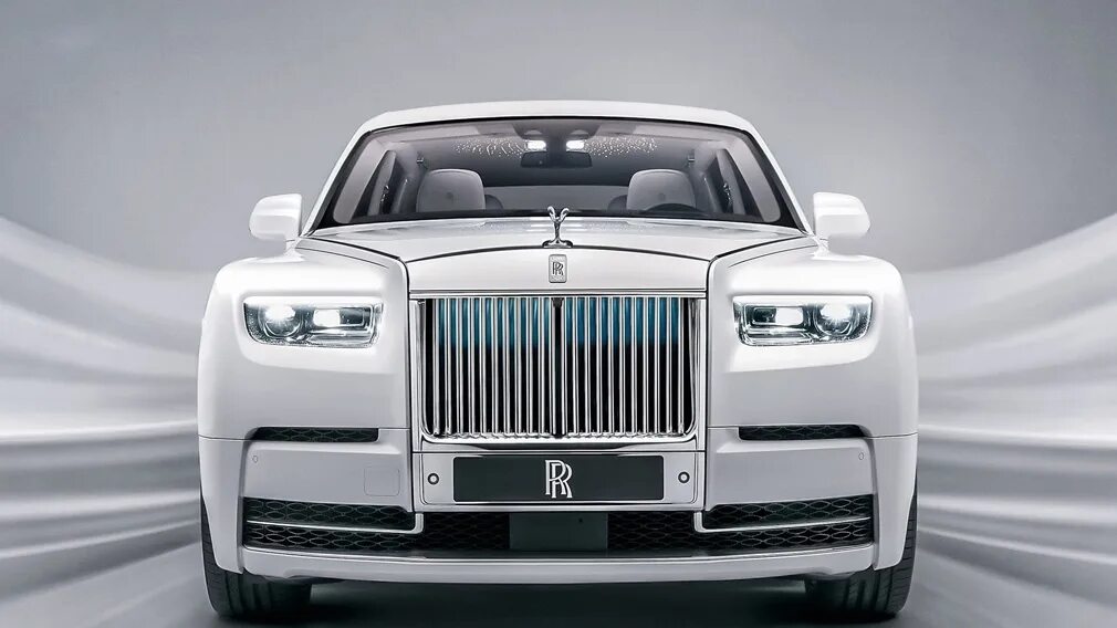 Актриса из рекламы роллс ройс. Rolls Royce Phantom 2023. Rolls Royce Phantom 2022. Машина Rolls Royce Phantom 2023. Rolls Royce Phantom 2