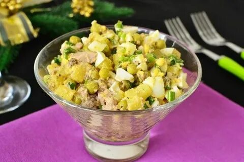 Печень трески с зеленым горошком