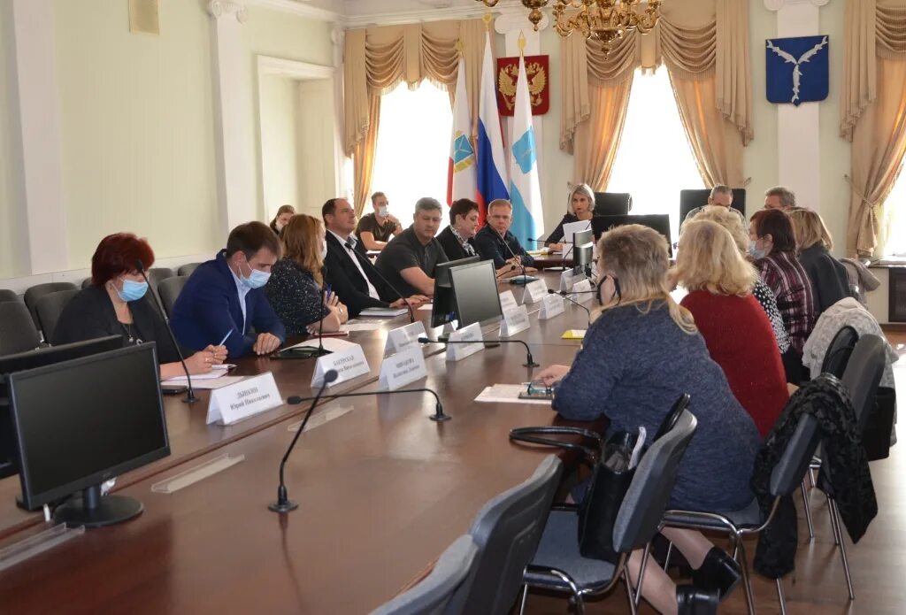 Обсудили взаимодействие. Поддержка правительства бизнесу. Обсудили взаимодействие. Зарубежное сотрудничество вузов. Обсудили взаимодействие.