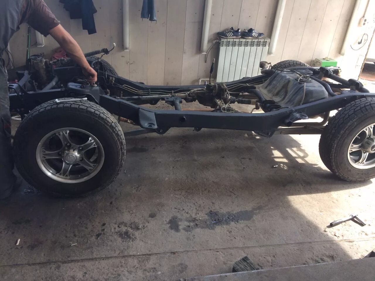 Рама сузуки джимни. Судзуки джимни рама. Suzuki jimny рама. Раме сузуки джимм низкого давления. Suzuki jimny рама.