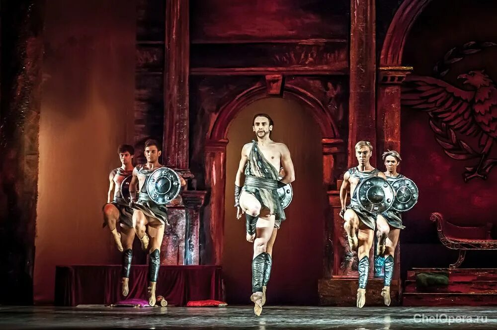 репертуар михайловского театра на 2024