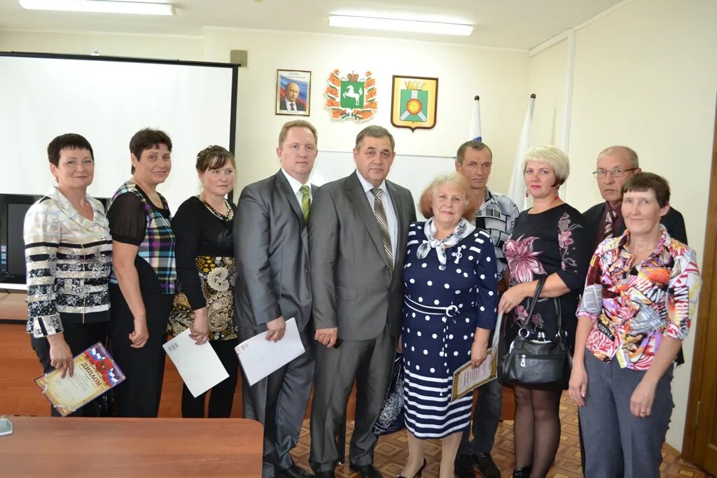 сайт колпашевского городского поселения. щукин колпашево глава городского. сайт колпашевского городского поселения. ходатайство депутата на издание книги. инкино колпашевский район школа.