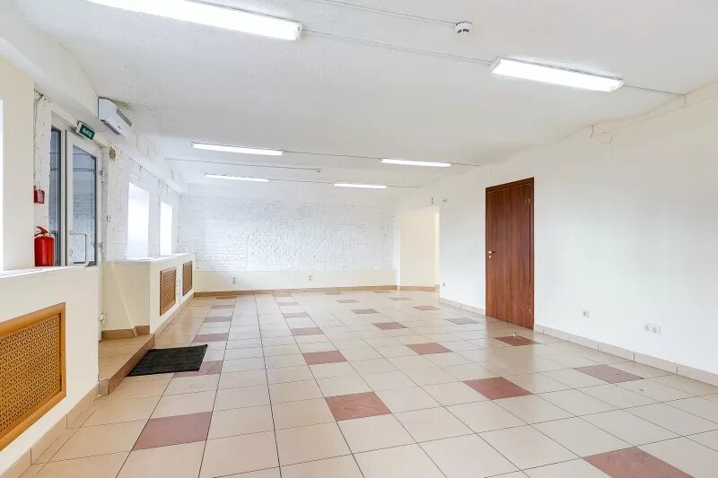 Здание сдается в аренду. Сдается в аренду помещение под. Заставская 13. Помещение под. 144.