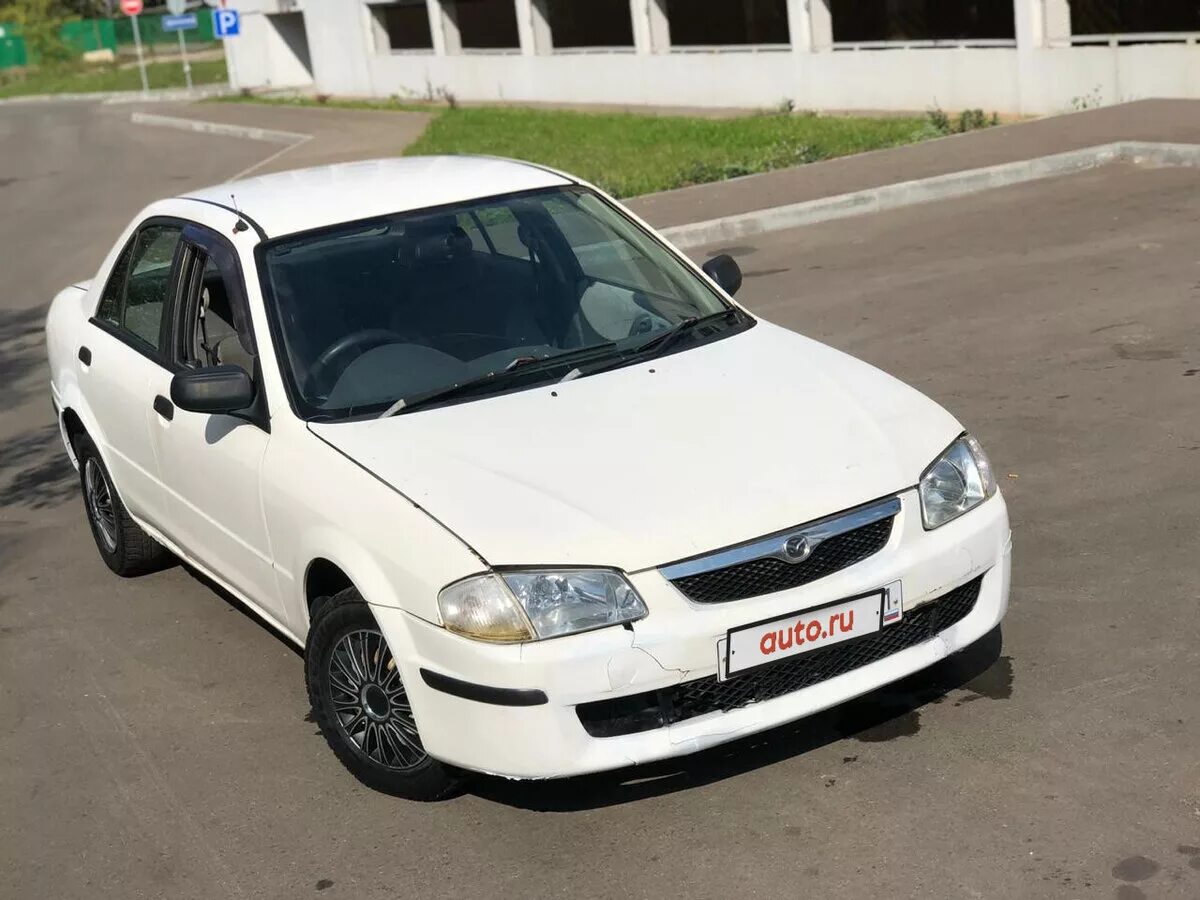 Mazda familia 5. Мазда фэмили 2002 год седан. Мазда фэмили 1999. Мазда фамилия 2002 седан на дисках. Mazda familia.