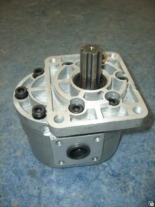 Насос трансмиссии 16y-75-24000 (07432-71203). Xcmg lw300f насос. Насос трансмиссионный. Jcb transmissions. Трансмиссионный насос.