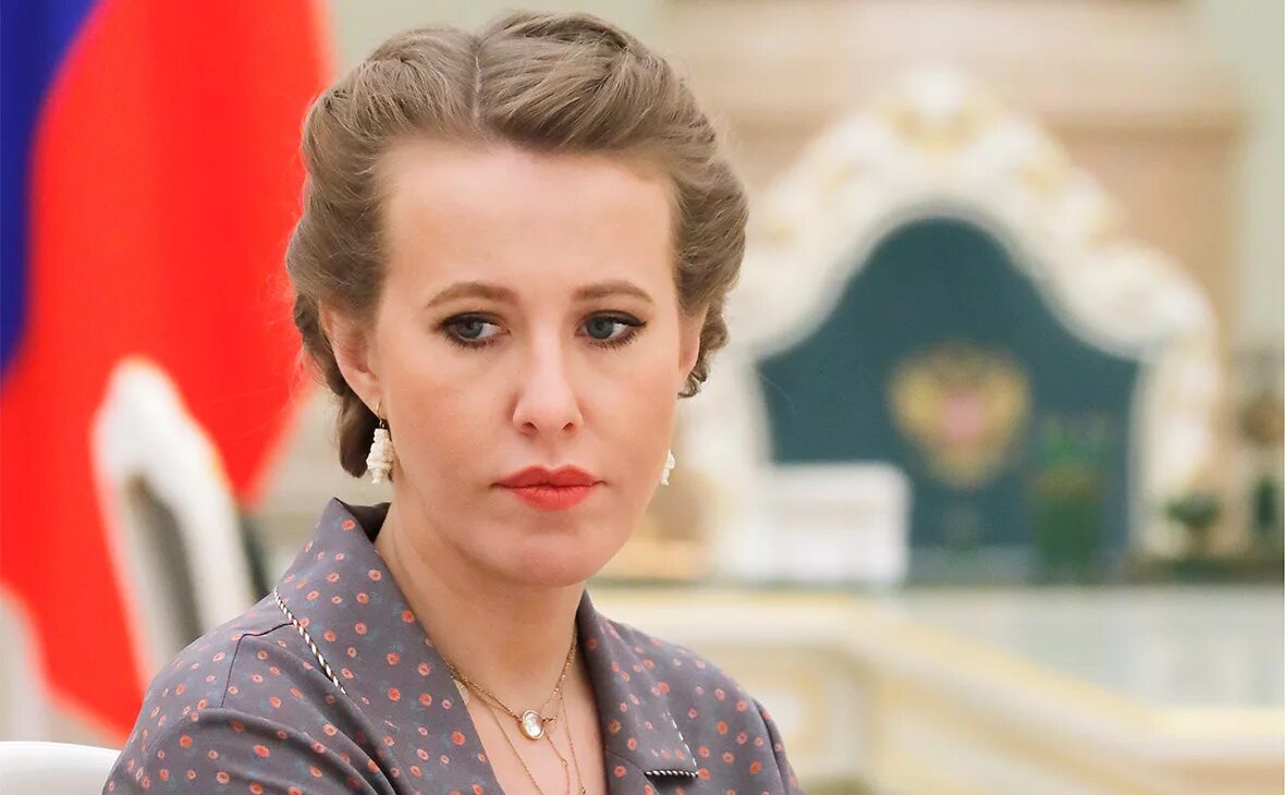 Является ли собчак иноагентом. Ксения собчак. собчак грустная. ксения собчак грустная. собчак и манский.