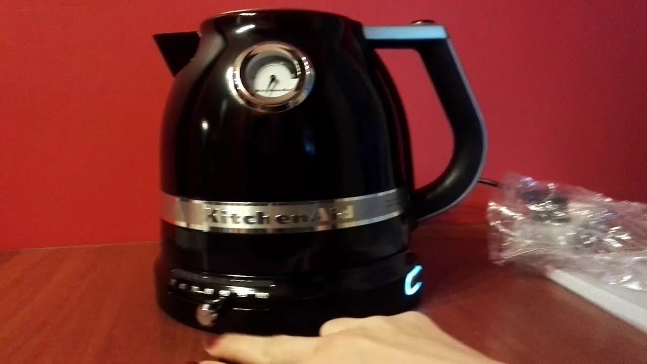 Электрочайник kitchenaid 5kek1565eob. Kitchenaid чайник 1522eac. Чайник kitchenaid artisan зеленый. Kitchenaid artisan, чёрный, 5kek1522eob. Kitchenaid artisan, чёрный, 5kek1522eob.