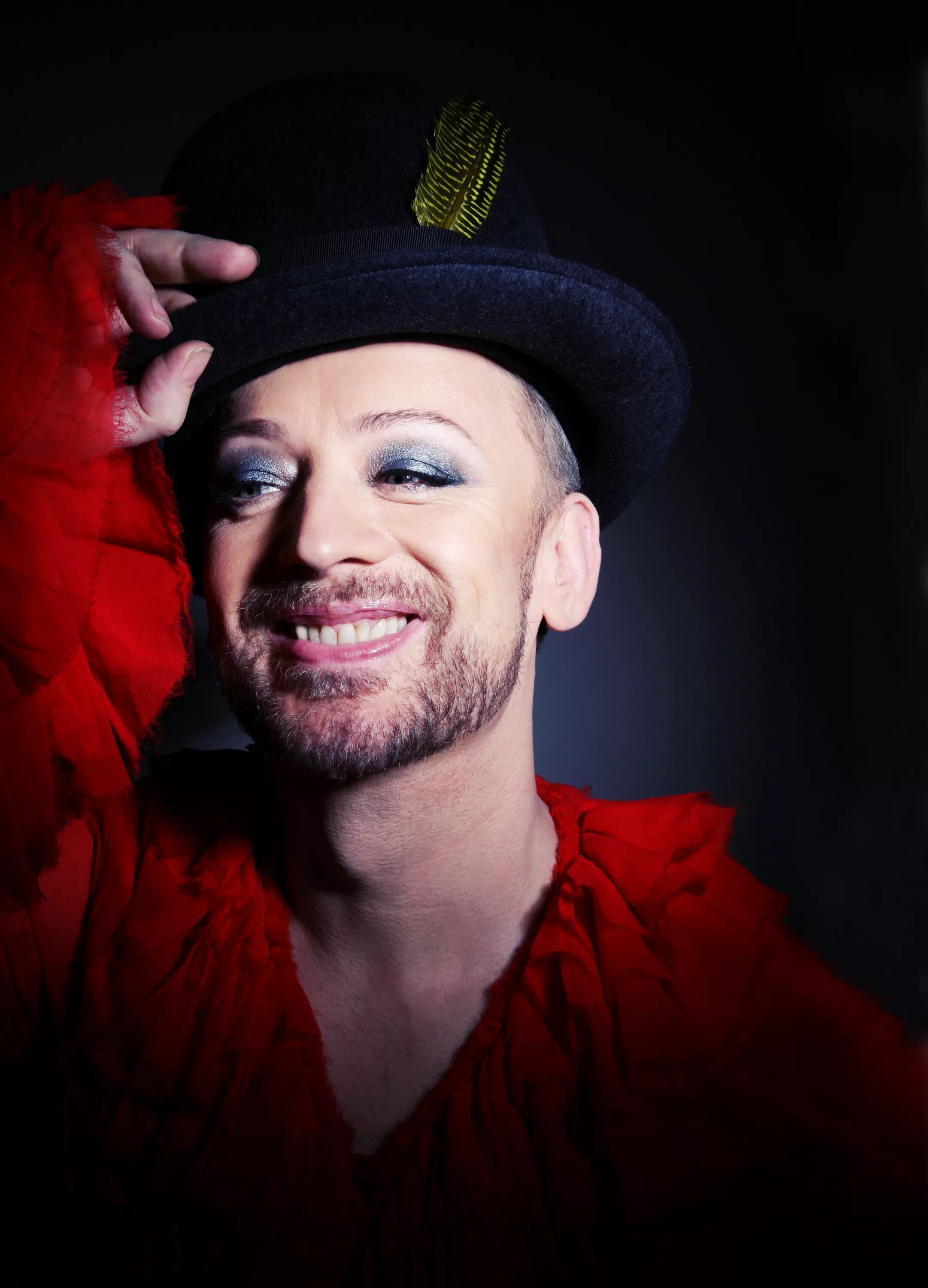 The culture club band. Калче клаб группа. Бой джордж шоу голос. Culture club victims. Джордж клуб.
