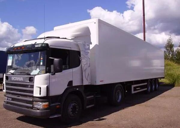 Фура 20 тонник тентованная с полуприцепом. Ман тент 6т. 20 тонник. Изотерм фура 20 тонн. Scania p280 рефрижератор.