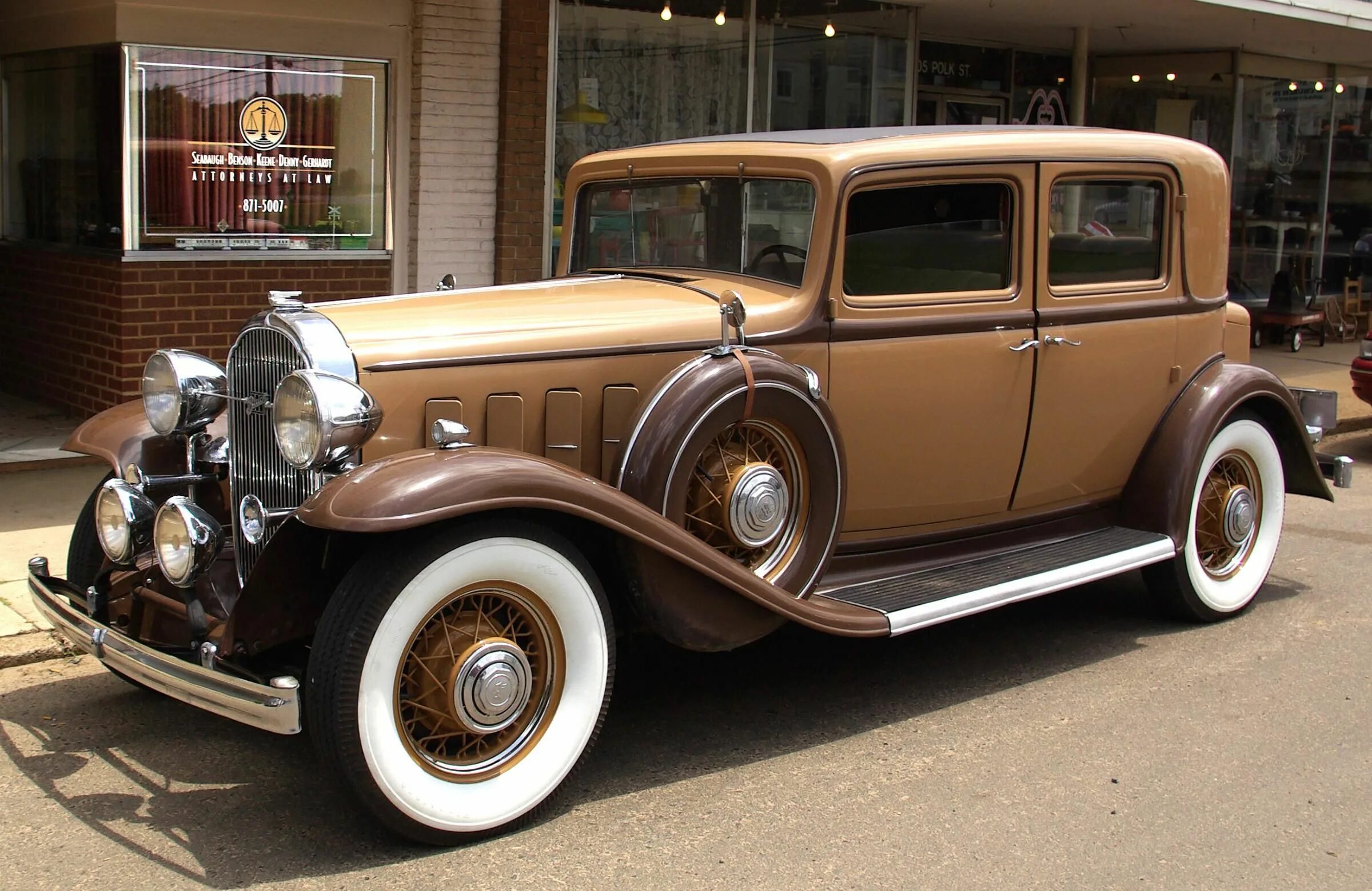 Best old cars. Buick 1932. Buick sedan 1935. Бьюик 1930-х. Buick car 1932.