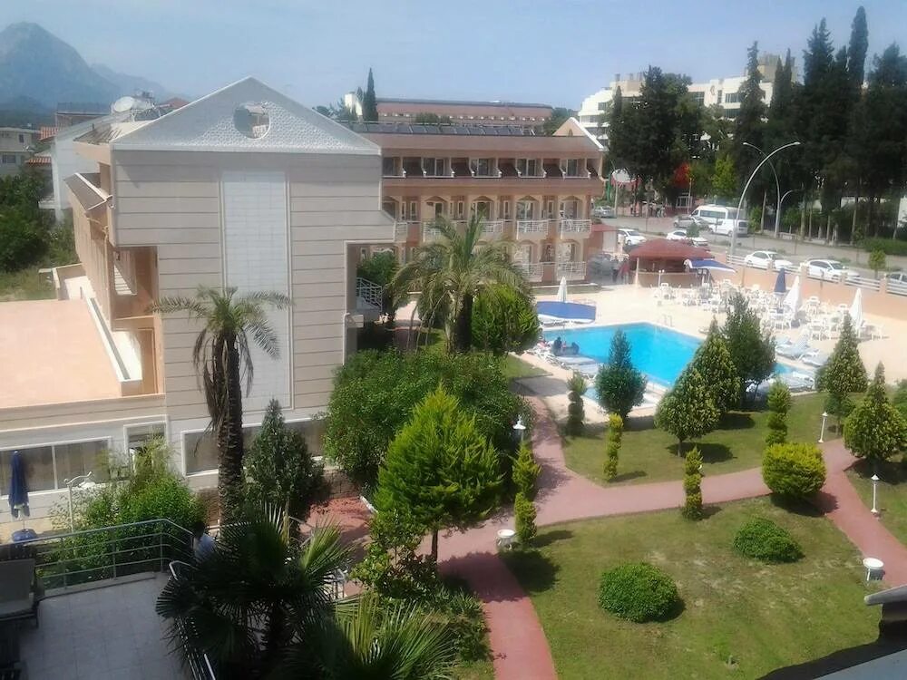 Заброшенный отель holiday area eco dream club sea resort. Holiday area eco dream club sea resort до закрытия. Club ares, queen victoria) 4*. Ares dream hotel 4 турция кемер. Club ares, queen victoria) 4*.
