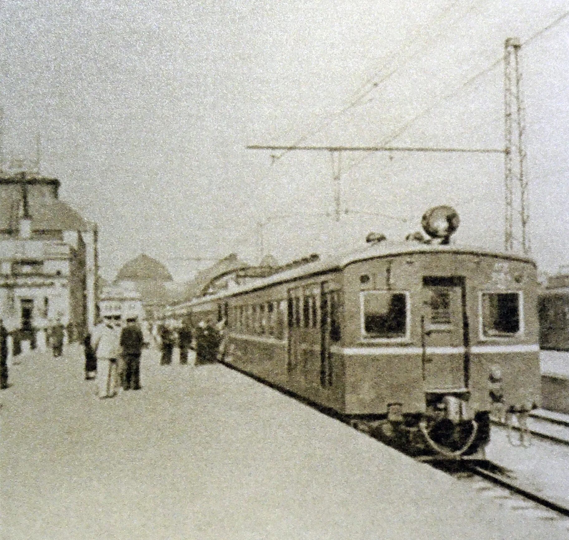 Станция Лигово. ЖД станция Лигово. Балтийский вокзал в 1935 году. Электрифицированная железная дорога Ленинград - Лигово.