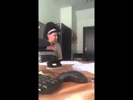 Украла украла звонит