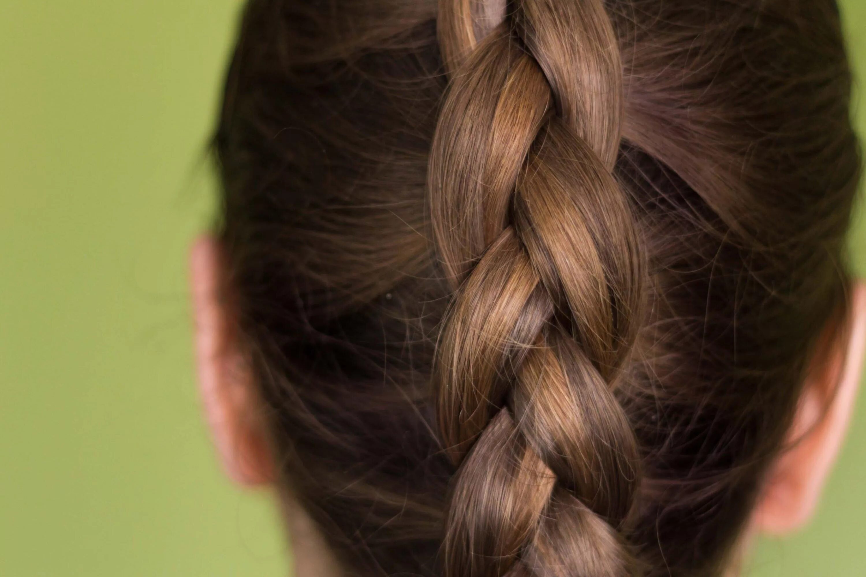 французские косы. французские косички. объемный колосок на длинные волосы. колосок рыбий хвост. объемные косы.