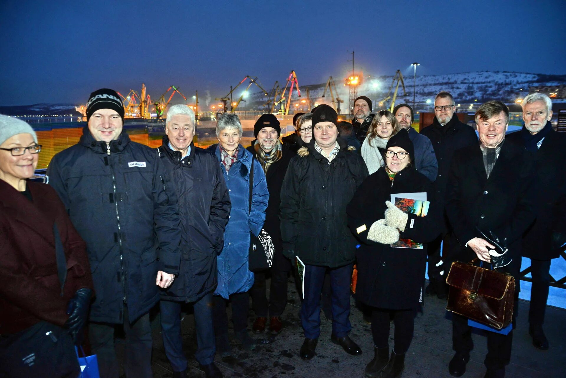 Торговый порт Мурманск. Торговый порт Лавна Мурманск. Мурманск официальная группа