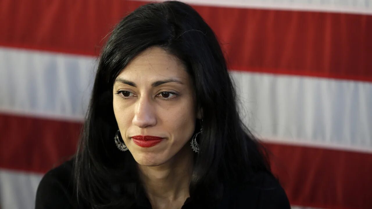 Абедин корхан. Хума абедин фото. Абедин акденис. Huma abedin. Абедин корхан.