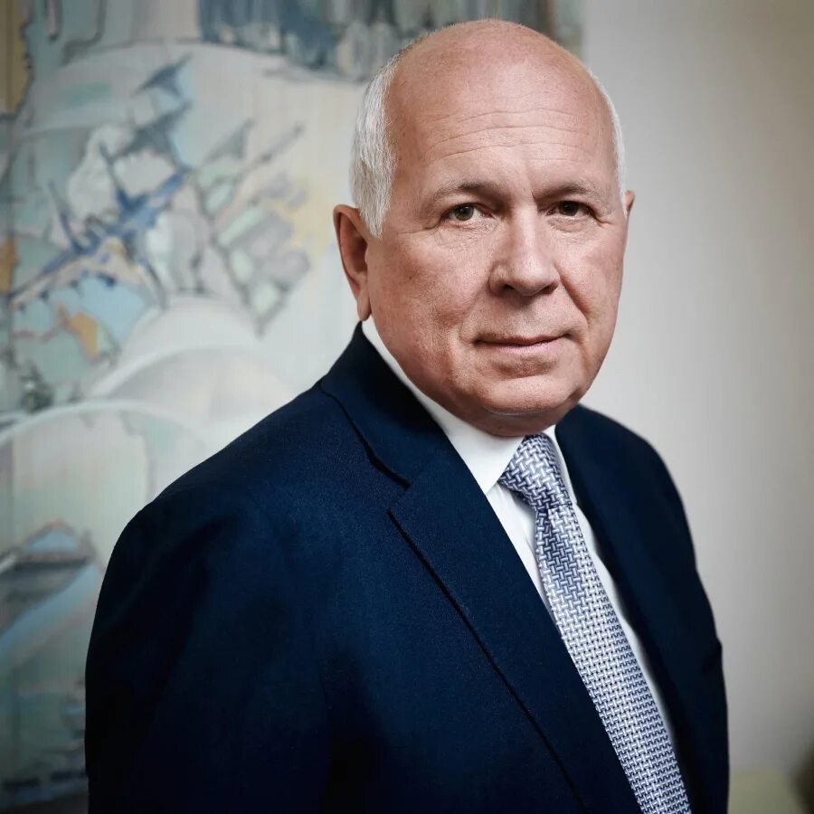 Чемезов ростех. Ростеха сергея чемезова. ростех директор чемезов.